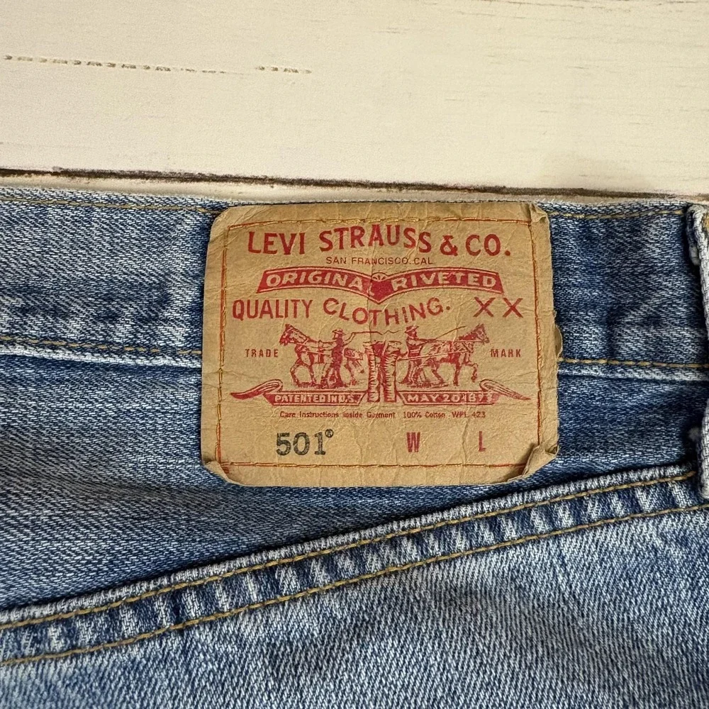 Vintage Levi's 501 Jeans Mens 36x34 Blue Denim Medium Wash